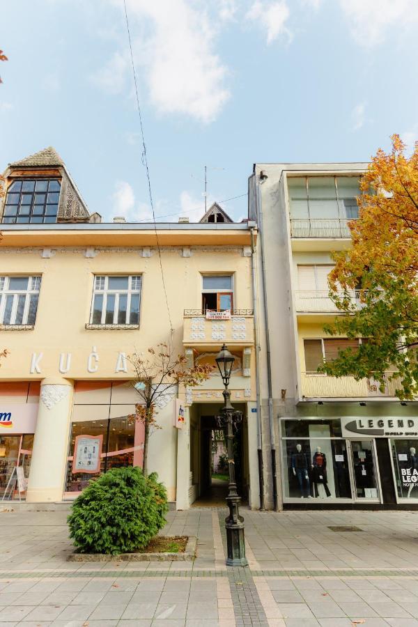 Apartman Zamak Σόμπορ Εξωτερικό φωτογραφία